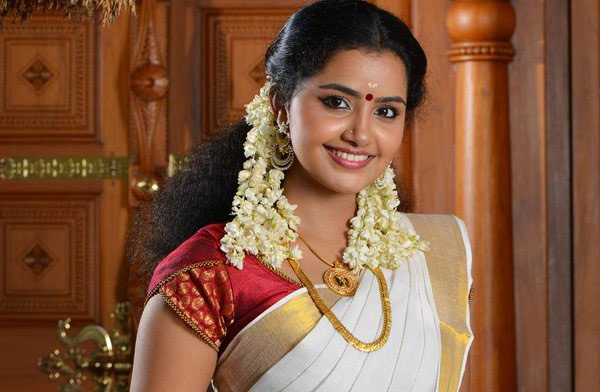 anupama parameswaran,premam,a aa,shatamanam bhavathi,anupama in charan and sukumar film  ఇక ఆ భామ దశ తిరిగిపోయినట్లే...! 